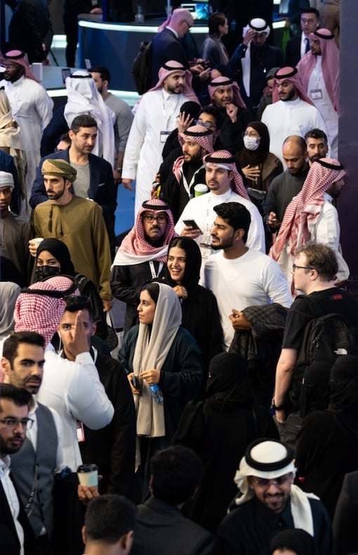  المشاركة في المعرض