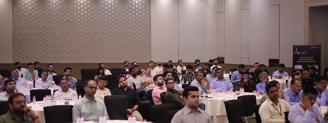 Pharma professionals talking at CPHI & PMEC India